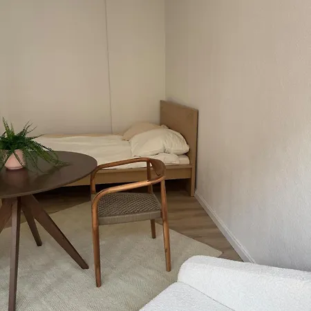 Modern Centrally Located Apartment *