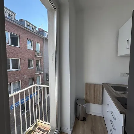 Apartment Modern Centrally Located Köln